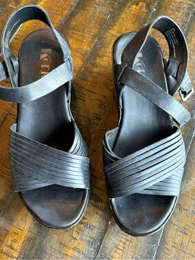 Kork-Ease Black Leather Cross-Strap Sandals